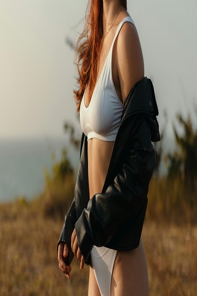 ahmedabad Call Girls - Sanjana Singh